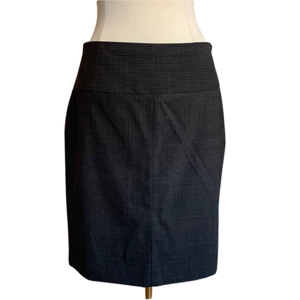 BANANA REPUBLIC Skirt Gray Stretch Size 14 Pinstripes